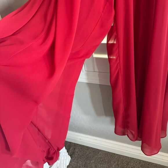 Vince Camuto Halter Pleated Jumpsuit - Picture 4 of 12